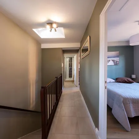 Ferienwohnung Les Orchidees Cluny Exterior foto