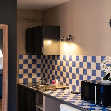Ferienwohnung Les Orchidees Cluny Exterior foto