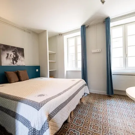 Ferienwohnung Les Orchidees Cluny Exterior foto