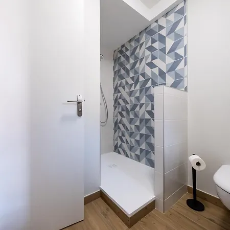 Ferienwohnung Les Orchidees Cluny Exterior foto