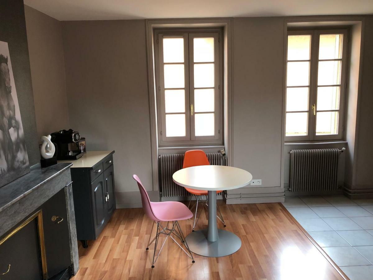 Apartment Les Orchidees Cluny